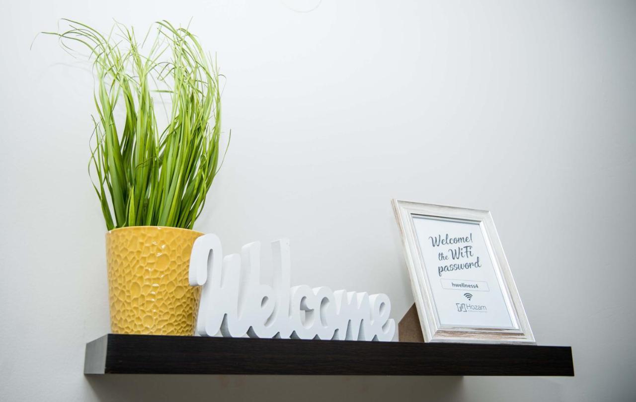 Hozam Wellness Es Apartman Szolnok Bagian luar foto